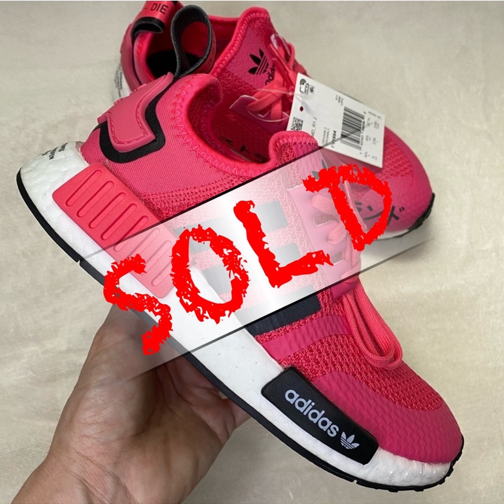 ❌SOLD🎁Adidas NMD_R1 Size 5J/ 6 Wmns New